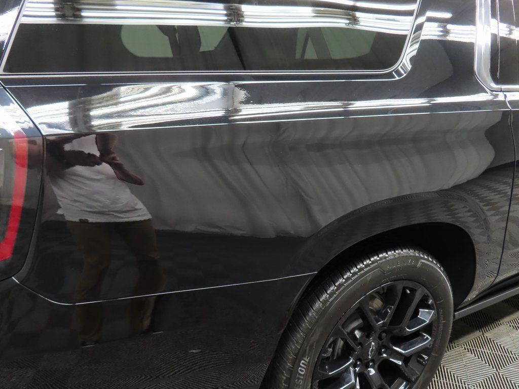 Used 2025 Chevrolet Suburban High Country AWD/4WD image 39