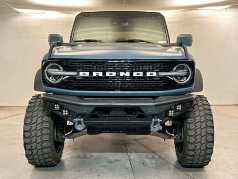 Used 2024 Ford Bronco Outer Banks w/ Sasquatch Package AWD/4WD image 8