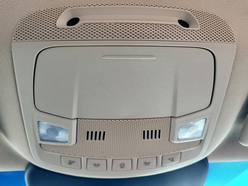 Used 2019 Lincoln Nautilus Select image 29