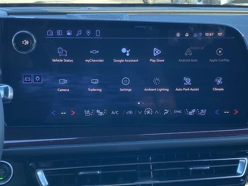 New 2026 Chevrolet Traverse RS w/ LPO, Floor Liner Package FWD image 24