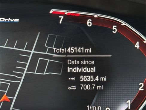 Used 2023 BMW 530e image 16