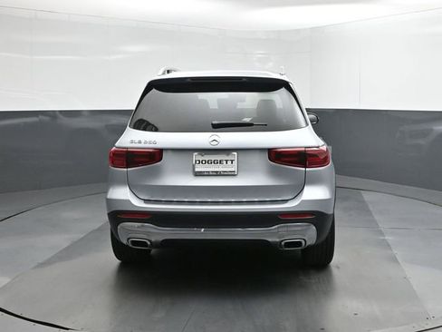 New 2026 Mercedes-Benz GLB 250 image 8