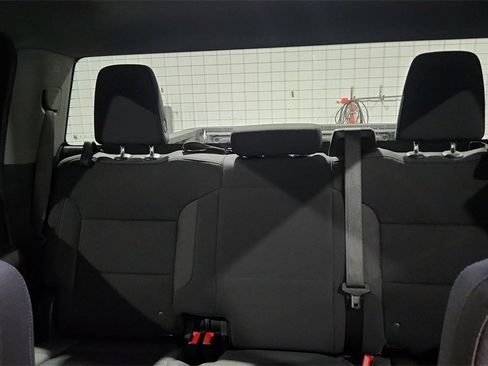 Used 2025 Chevrolet Silverado 2500 Custom w/ Custom Convenience Package image 12