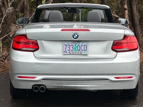 Used 2018 BMW 230i Convertible RWD image 5