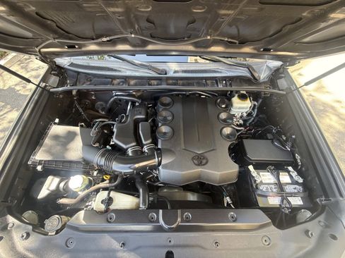 Used 2014 Toyota 4Runner SR5 Premium RWD image 22
