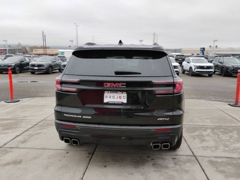Used 2024 GMC Acadia AT4 image 6