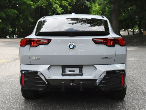 Used 2026 BMW X2 xDrive28i AWD/4WD image 6