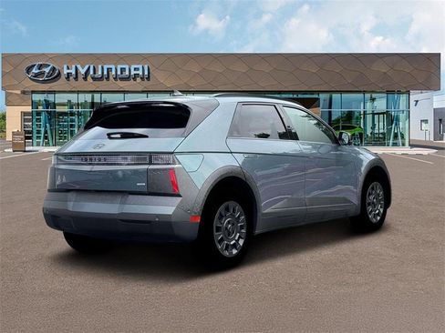 New 2025 Hyundai Ioniq 5 XRT image 7