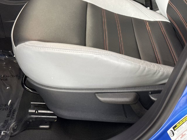 Used 2024 Nissan Kicks SR w/ SR Premium Package FWD image 21