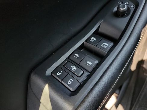 Used 2022 Jeep Grand Cherokee Limited AWD/4WD image 25