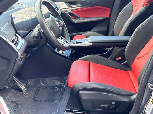 Used 2024 BMW X2 xDrive28i w/ Premium Package image 19