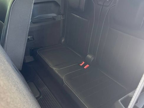 Certified 2023 Volkswagen Tiguan SE FWD image 12