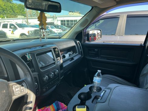 Used 2018 RAM 1500 Tradesman w/ Popular Equipment Group AWD/4WD image 5