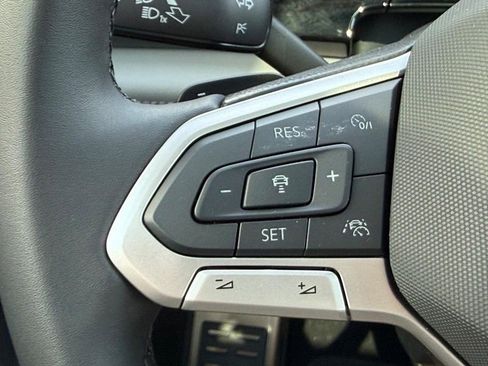 New 2026 Volkswagen Atlas Peak Edition AWD/4WD image 11