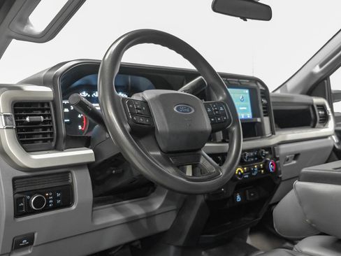 Used 2024 Ford F350 XL AWD/4WD image 14