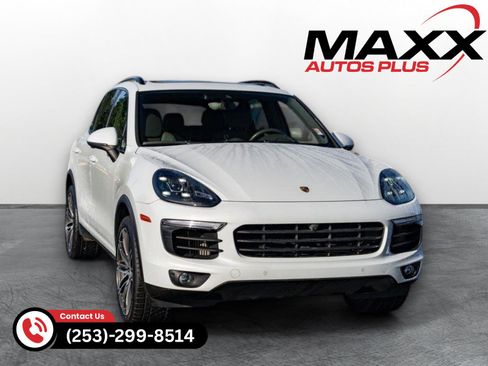 Used 2016 Porsche Cayenne S w/ Premium Plus Package image 1