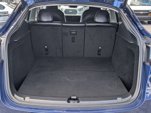 Used 2024 Tesla Model Y 2WD image 15