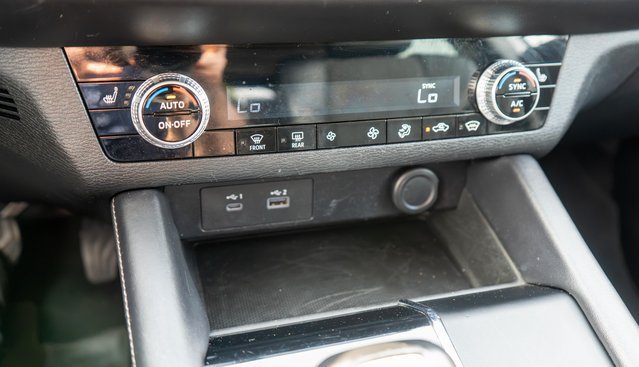 Used 2023 Mitsubishi Outlander SE AWD/4WD image 31