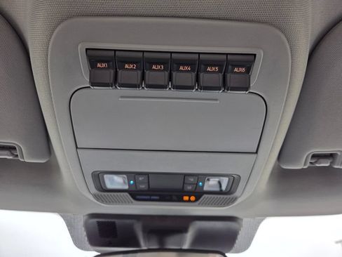 New 2026 Ford F550 4x4 Regular Cab Super Duty w/ XL Chrome Package image 29