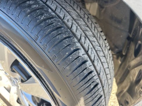 Used 2025 Toyota Corolla LE image 28