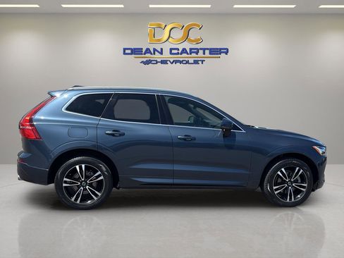Used 2021 Volvo XC60 T5 Momentum w/ Premium Package AWD/4WD image 7