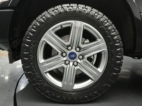 Certified 2018 Ford F150 XLT w/ Equipment Group 302A Luxury image 32