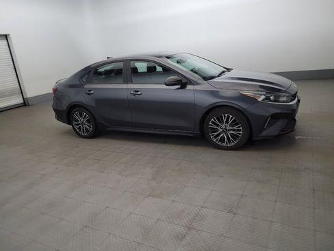 Used 2022 Kia Forte GT-Line w/ GT-Line Premium Package FWD image 11