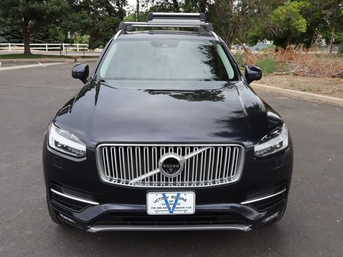 Used 2017 Volvo XC90 T6 Inscription w/ Vision Package AWD/4WD image 12
