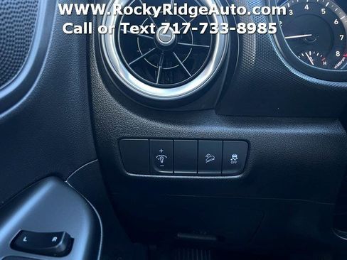 Used 2023 Hyundai Kona SEL image 23