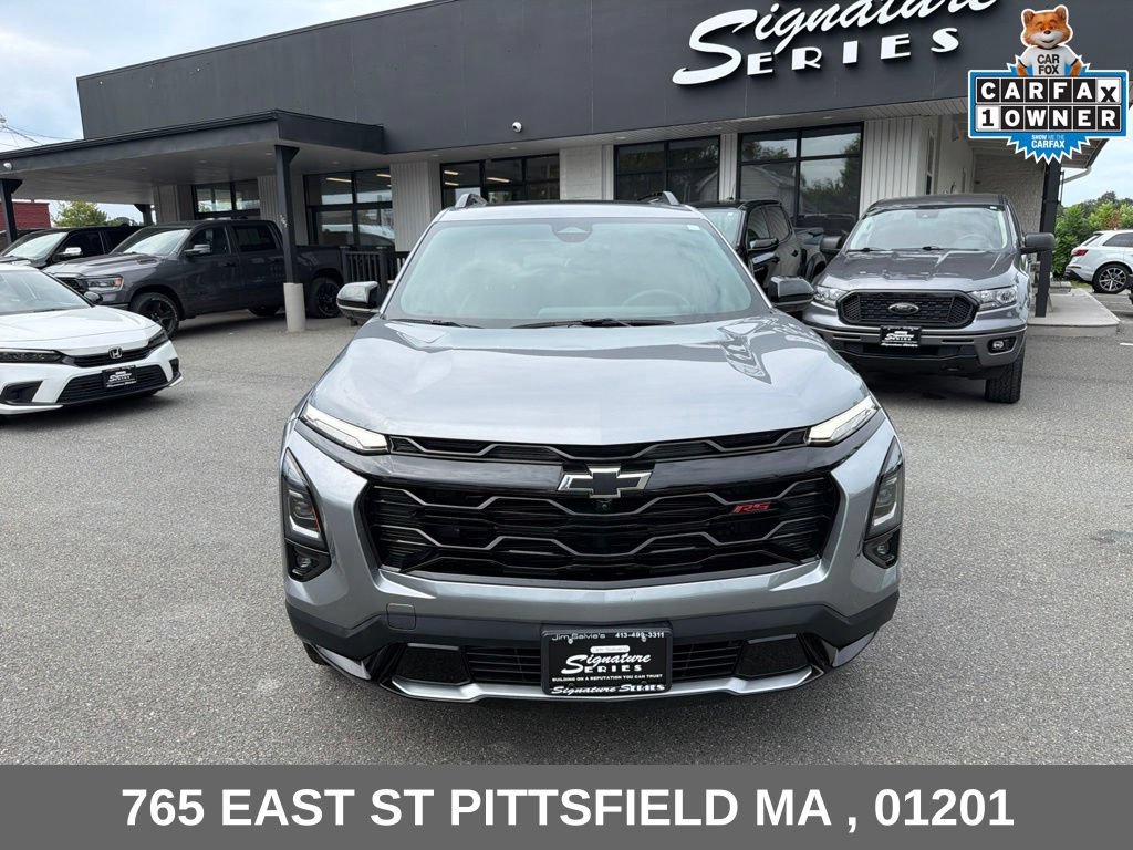 Used 2025 Chevrolet Equinox RS w/ Safety and Technology Package AWD/4WD image 2