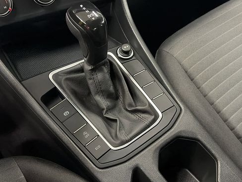 Used 2023 Volkswagen Jetta S image 19