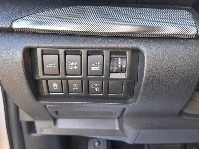 Used 2019 Subaru Forester Limited AWD/4WD image 19