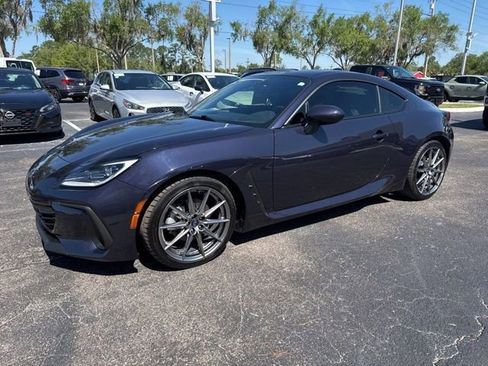 Used 2025 Subaru BRZ Limited RWD image 7