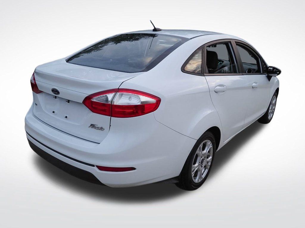 Used 2014 Ford Fiesta SE FWD image 7