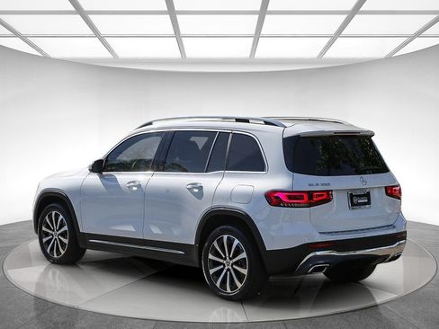 Certified 2022 Mercedes-Benz GLB 250 image 2