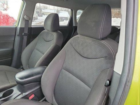Used 2017 Kia Soul image 16