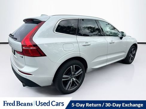 Used 2021 Volvo XC60 T5 Momentum w/ Protection Package Premier AWD/4WD image 9