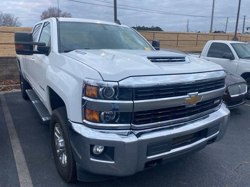 Used 2017 Chevrolet Silverado 2500 LT w/ LT Fleet Convenience Package image 2