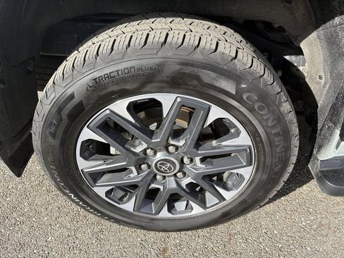 Used 2024 Toyota Sequoia Limited image 14