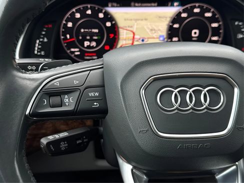 Used 2018 Audi Q7 3.0T Prestige image 29