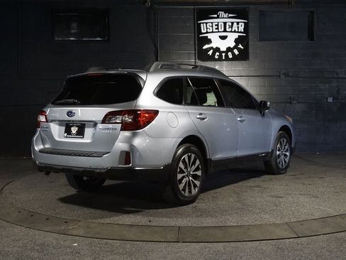 Used 2015 Subaru Outback 2.5i Limited AWD/4WD image 6