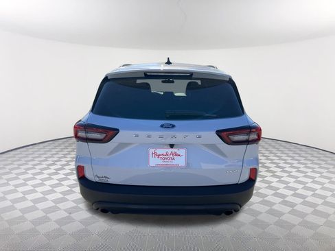 Used 2025 Ford Escape ST-Line Select image 16