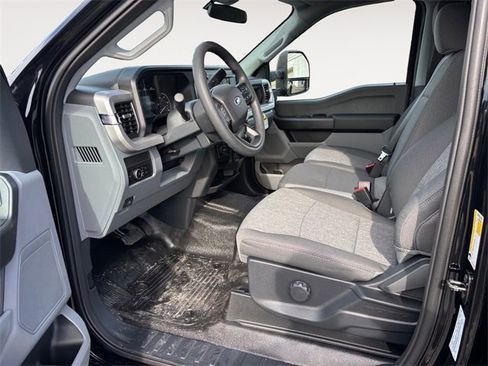 New 2026 Ford F450 XL w/ XL Driver Assist Package image 9