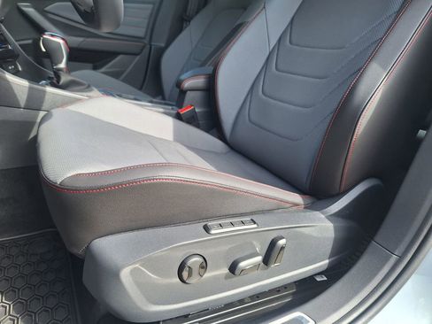 New 2026 Volkswagen Jetta GLI Autobahn FWD image 10