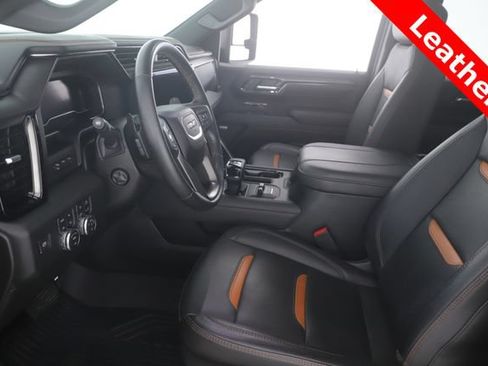 Used 2023 GMC Sierra 1500 AT4 w/ Technology Package AWD/4WD image 16