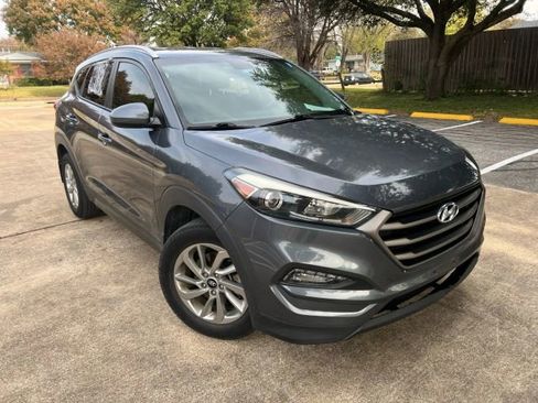 Used 2016 Hyundai Tucson SE w/ Option Group 02 image 2