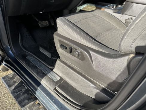 Used 2019 Chevrolet Silverado 1500 RST w/ All-Star Edition AWD/4WD image 18