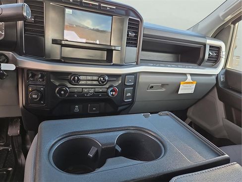 Used 2023 Ford F450 XL image 20