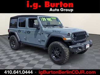 Used 2024 Jeep Wrangler Unlimited Sport AWD/4WD video 1