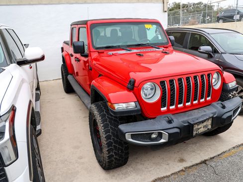 Used 2020 Jeep Gladiator Overland image 5